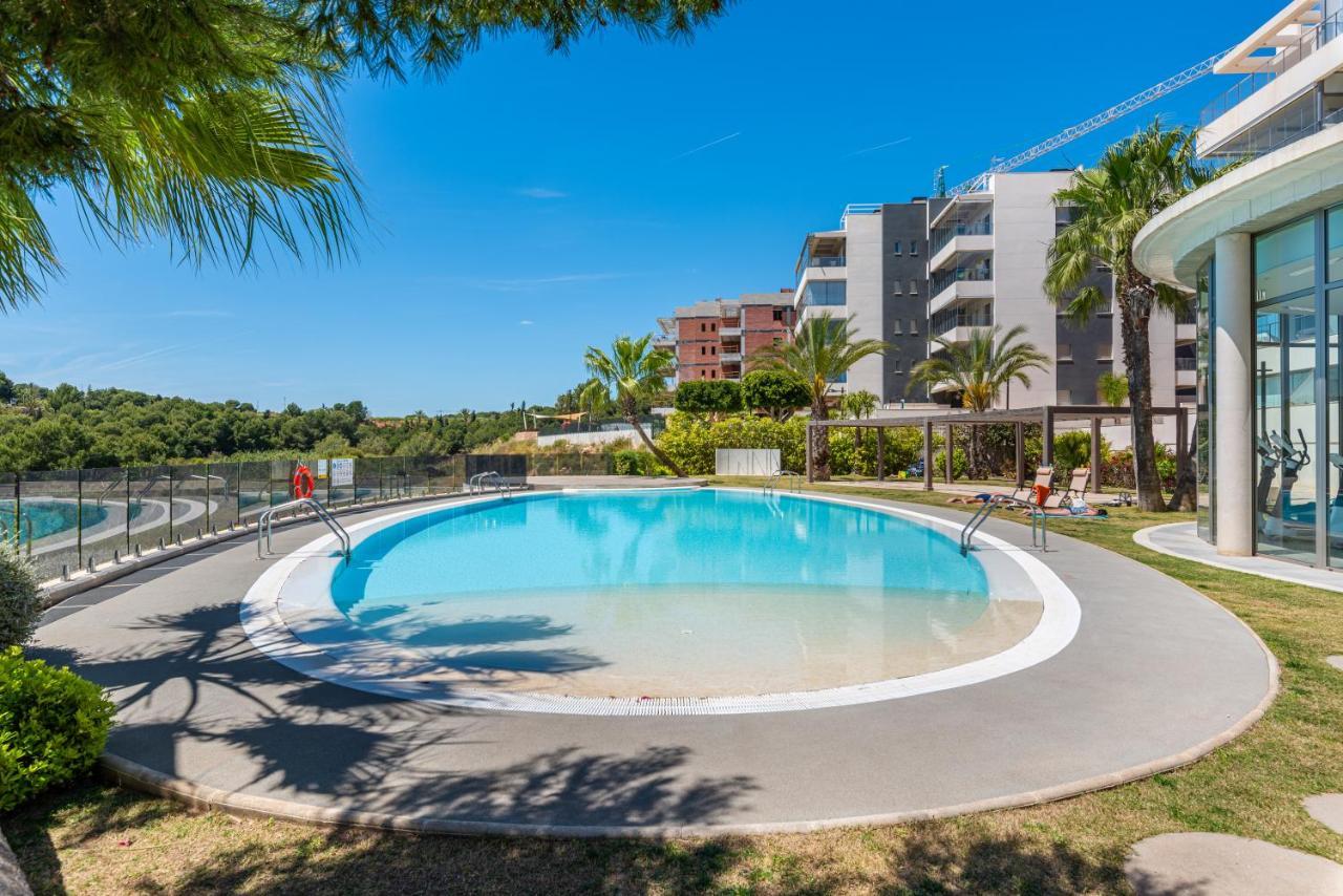 Apartament La Zenia Cocoon - Luxury Penthouse with jacuzzi, 3 pools, sauna, gym, playstation Dehesa de Campoamor  Zewnętrze zdjęcie