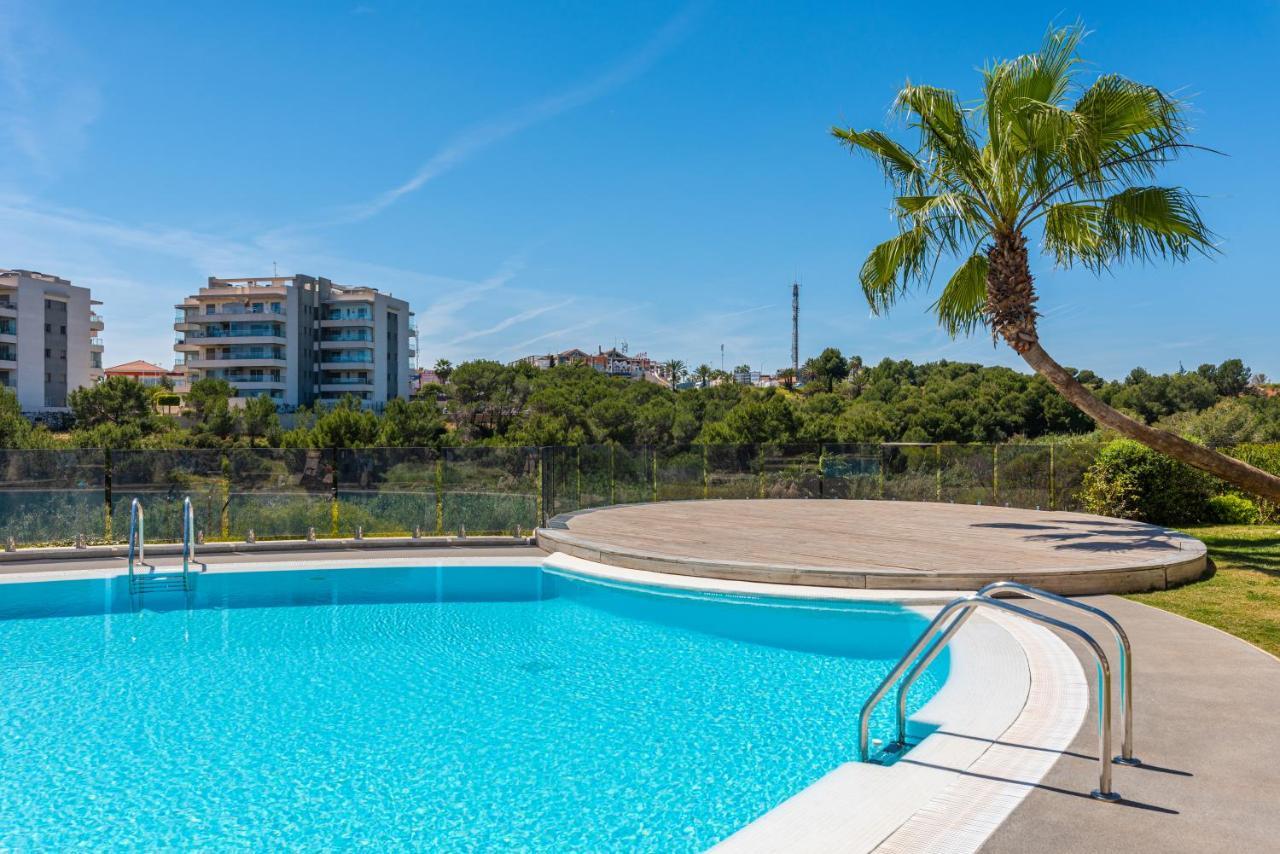 Apartament La Zenia Cocoon - Luxury Penthouse with jacuzzi, 3 pools, sauna, gym, playstation Dehesa de Campoamor  Zewnętrze zdjęcie